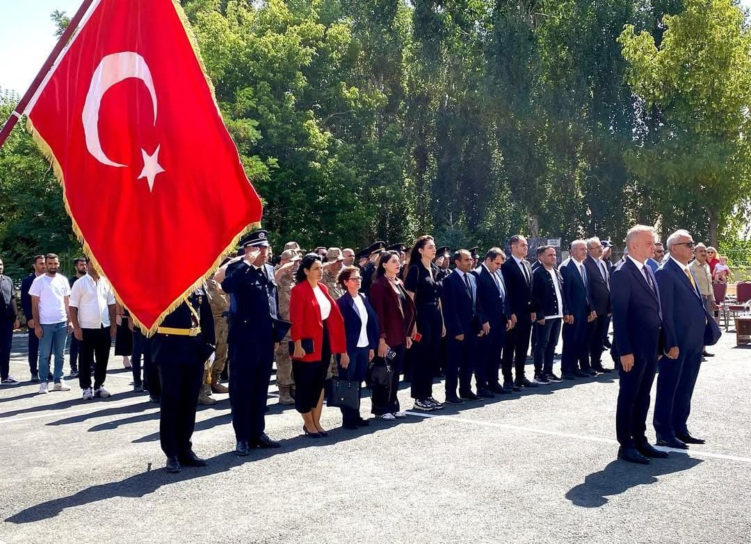 Hamur&rsquo;da 30 Ağustos Zafer Bayramı t&ouml;renle kutlandı
