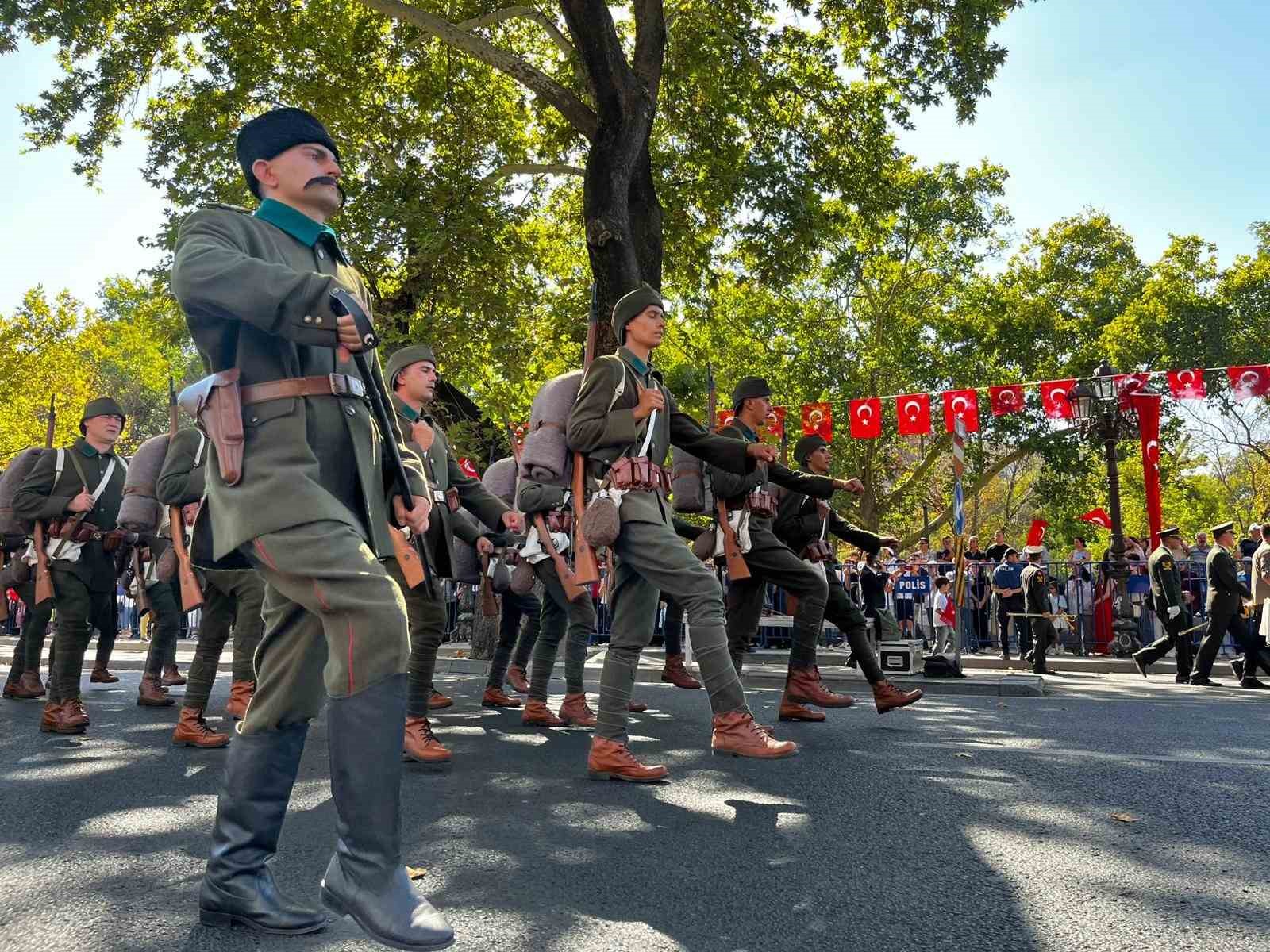 Başkentte 30 Ağustos Zafer Bayramı yürüyüşü