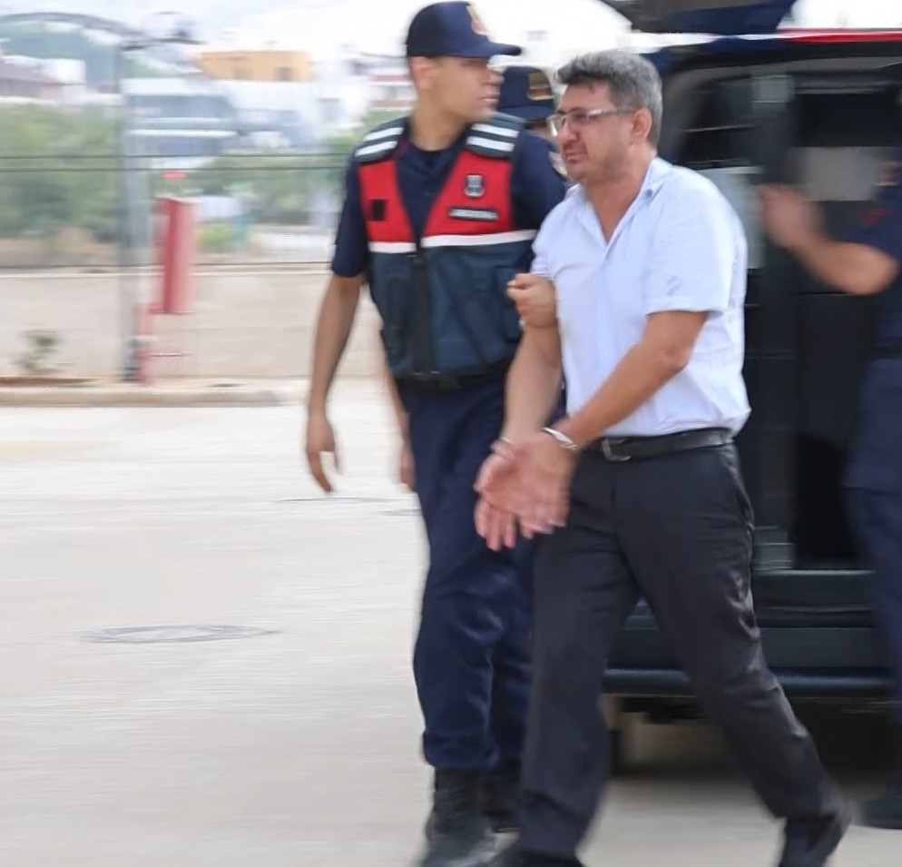 Darbettikleri kiracılarının &ouml;l&uuml;m&uuml;ne neden olan &ccedil;ift tutuklandı
