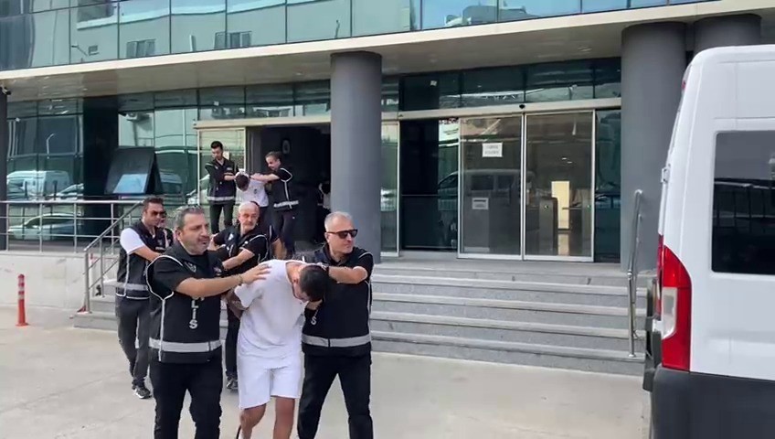 Interpol tarafından aranan &lsquo;Golani&rsquo; &ccedil;etesine operasyon: 9 ş&uuml;pheli tutuklandı
