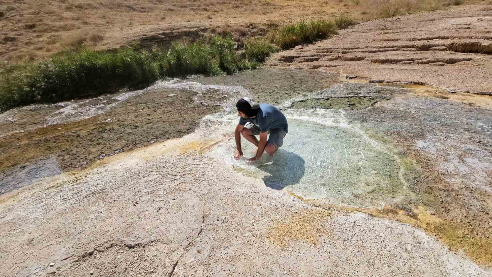 Başkale travertenleri, Pamukkale’yi aratmıyor
