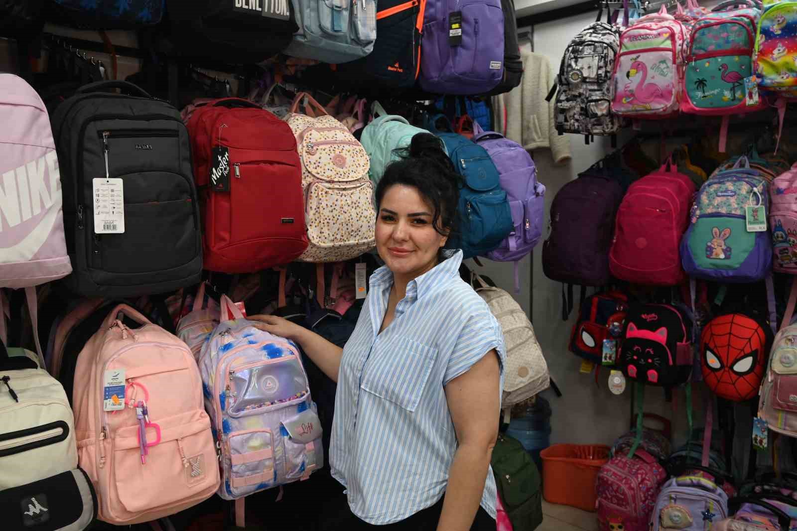 Okul çantası fiyatları 250 ile 4 bin TL arasında değişiyor
