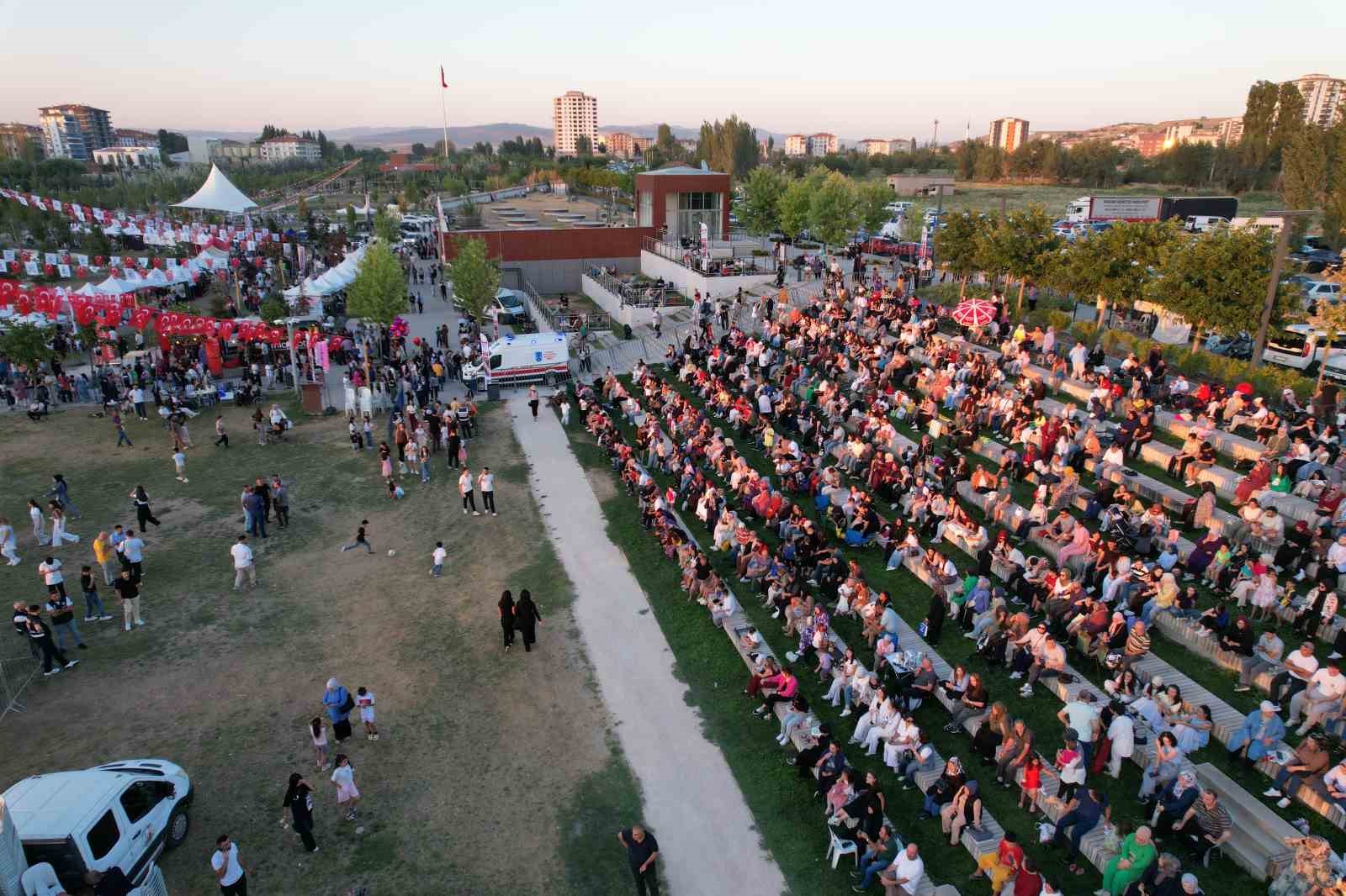 Kahramankazan’da lezzet şöleni başladı: Uluslararası Kavurma ve Gastronomi Festivali ziyaretçilerini ağırlıyor