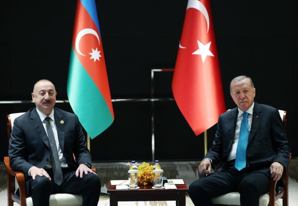 Cumhurbaşkanı Erdoğan Çin'de Aliyev ve Paşinyan ile bir araya geldi