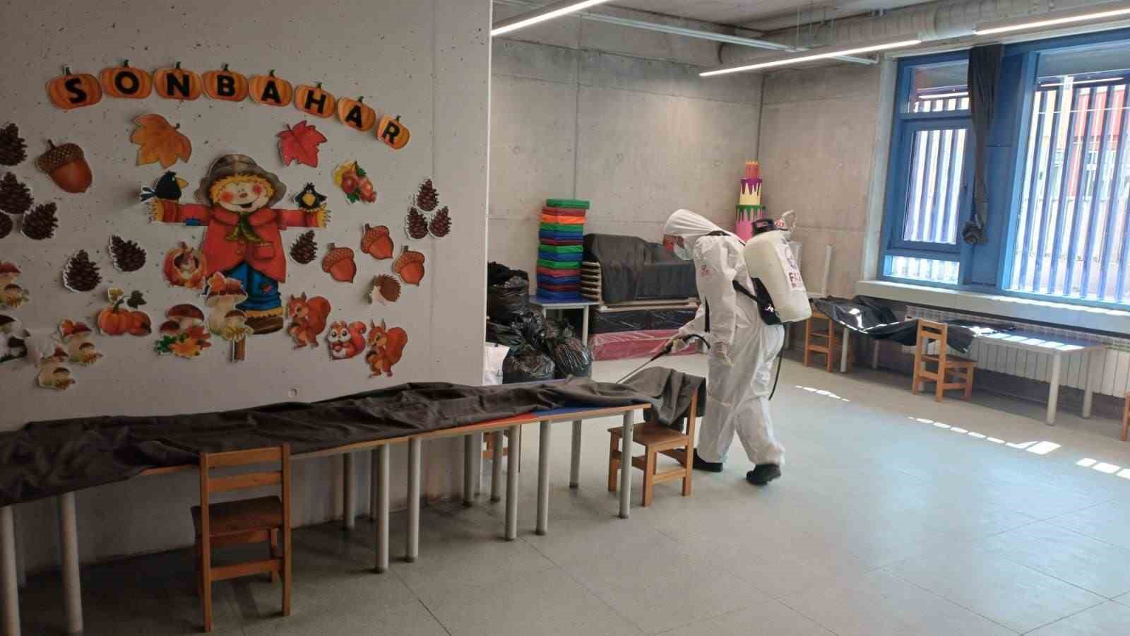 Fatih Belediyesi’nden okullara yeni dönem hazırlığı