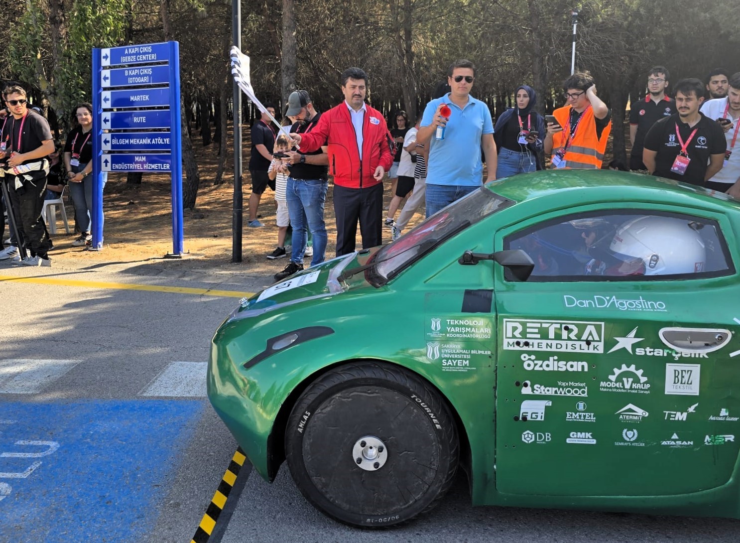 SUBÜ’ye elektrikli araç yarışlarında 3 ödül
