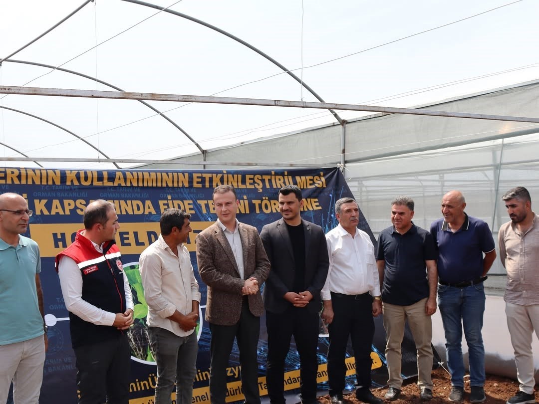 Şırnak’ta TAKE Projesi kapsamında üreticilere fide ve tohum desteği