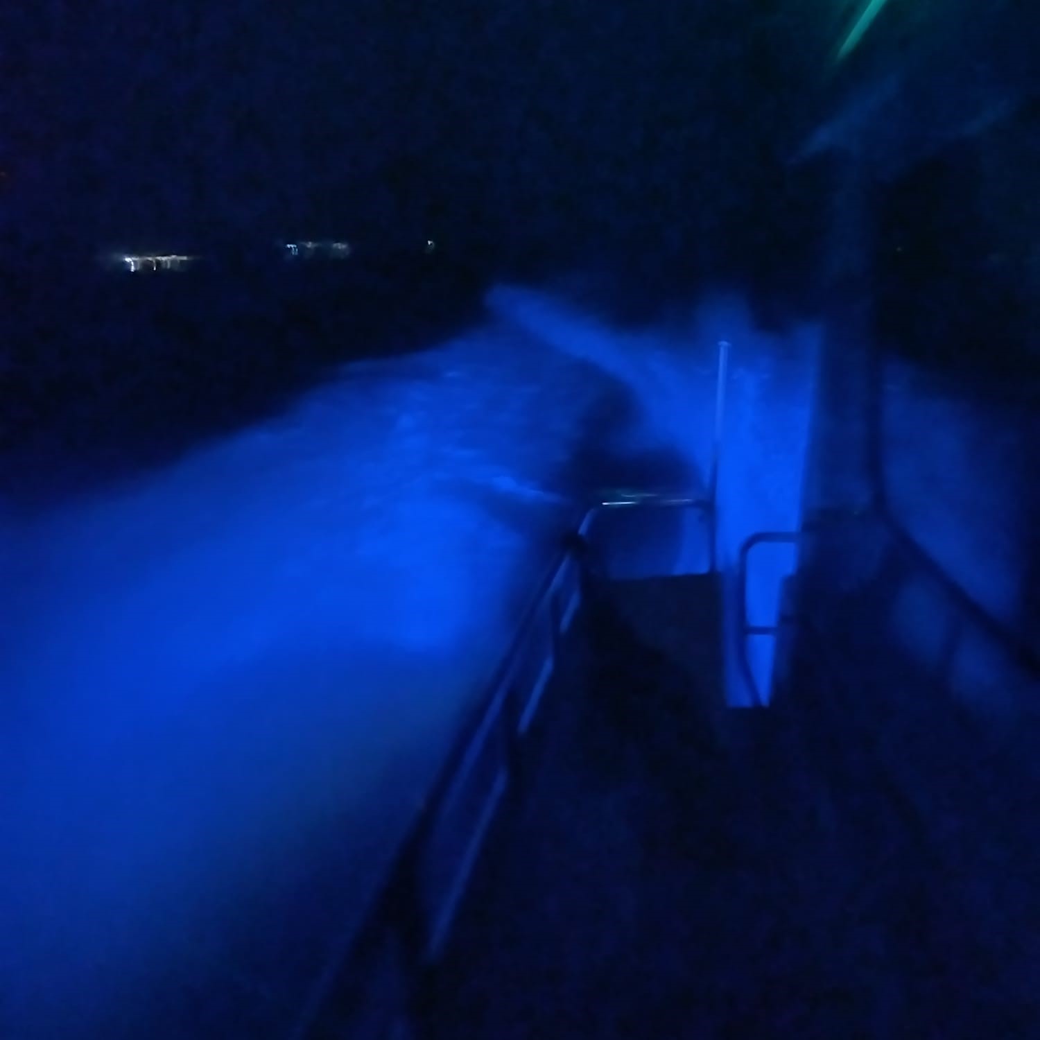 Teknede fenalaşan turist hastaneye kaldırıldı