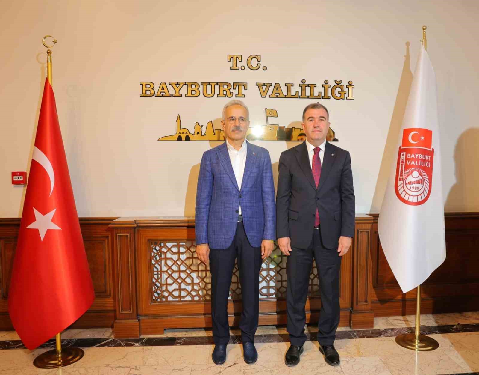 Ulaştırma ve Altyapı Bakanı Uraloğlu Bayburt&rsquo;ta
