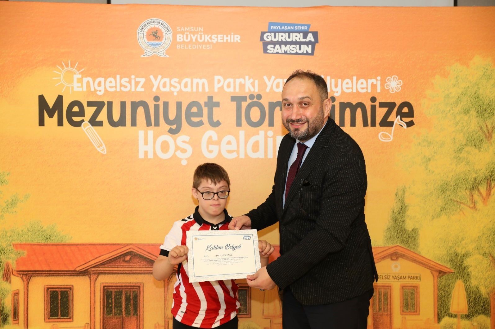 &rsquo;&Ouml;zel&rsquo; mezuniyet
