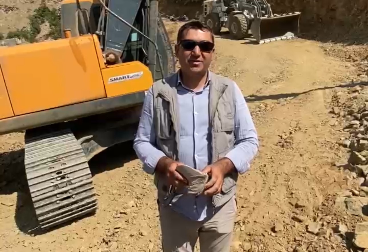 Şemdinli’de iki mezraya yeni yol yapılıyor