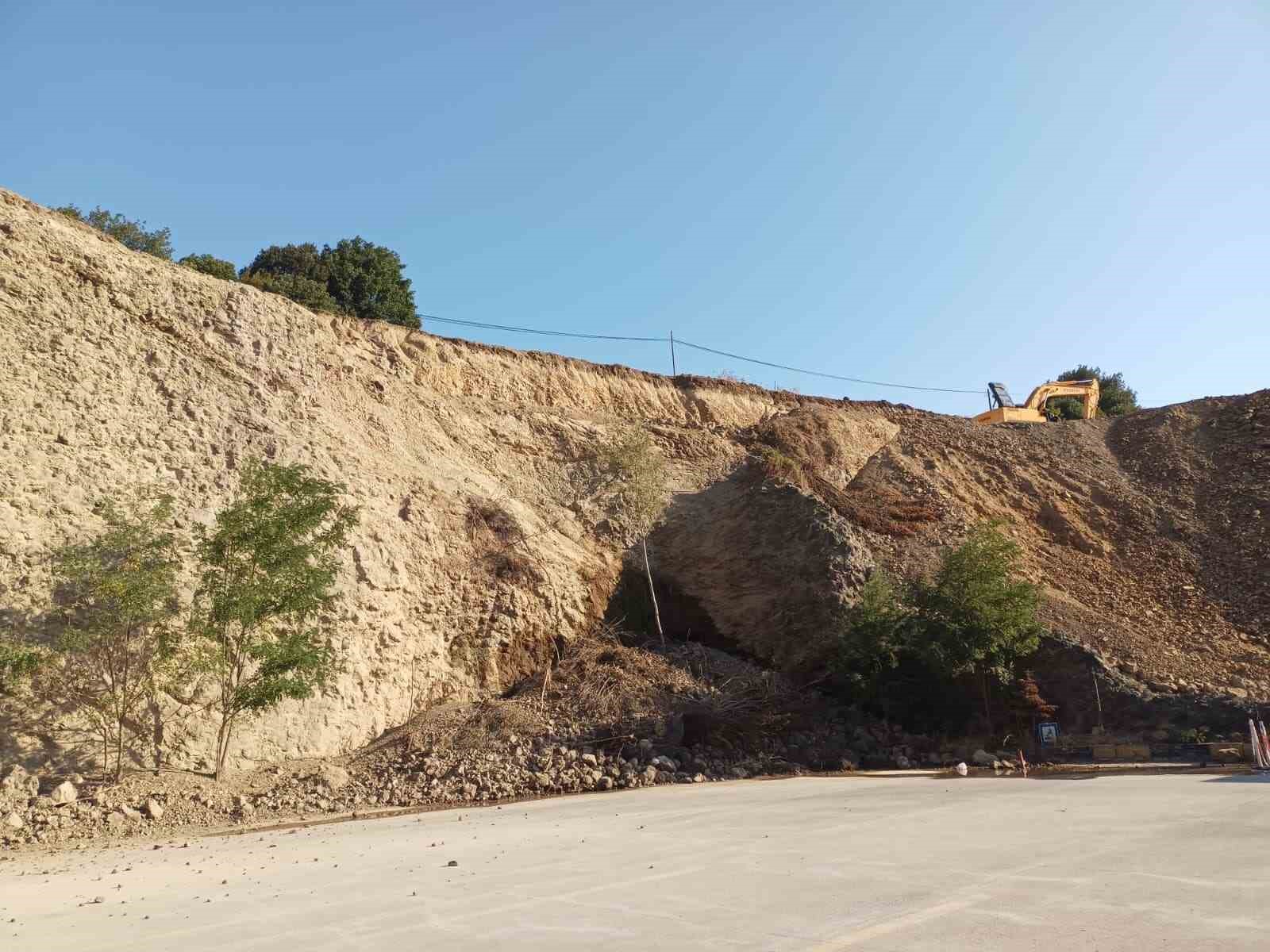 Araç muayene istasyonunda heyelana karşı önlem
