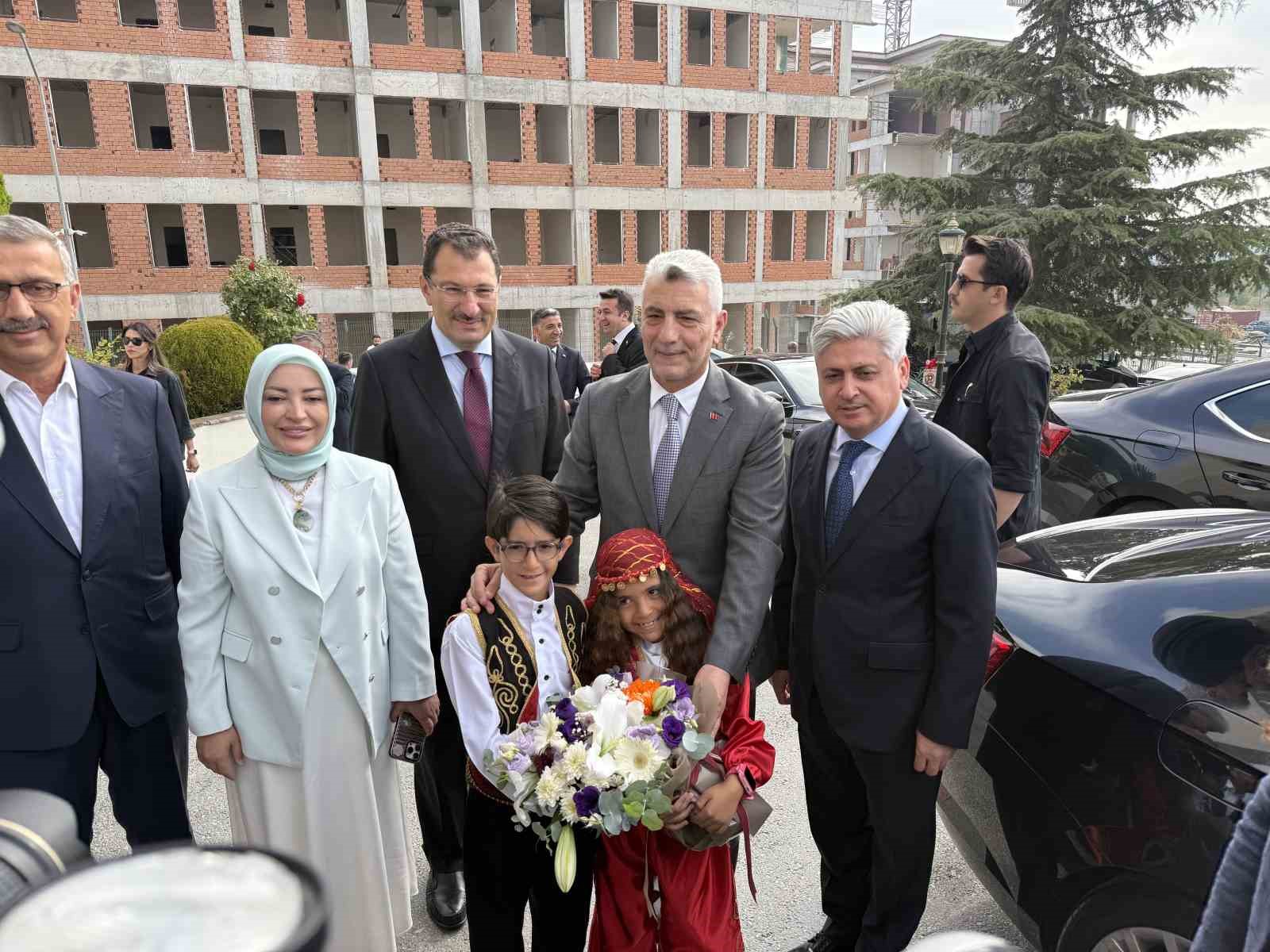 Ticaret Bakanı Bolat Sakarya’da