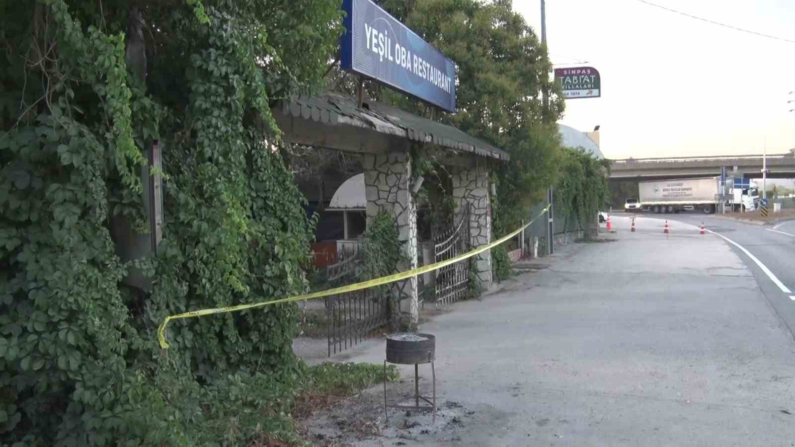 &Ccedil;ekmek&ouml;y&rsquo;de savcının &ouml;ld&uuml;r&uuml;ld&uuml;ğ&uuml; restoran g&uuml;n&uuml;n ilk ışıklarıyla g&ouml;r&uuml;nt&uuml;lendi
