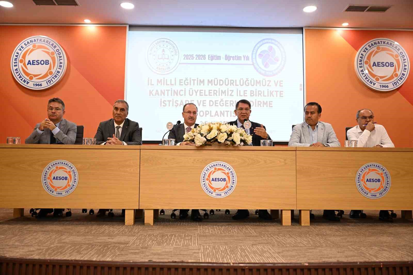 Adlıhan Dere: "Okul sıralarında oturan her &ccedil;ocuk bizim i&ccedil;in kendi evladımız kadar kıymetlidir"
