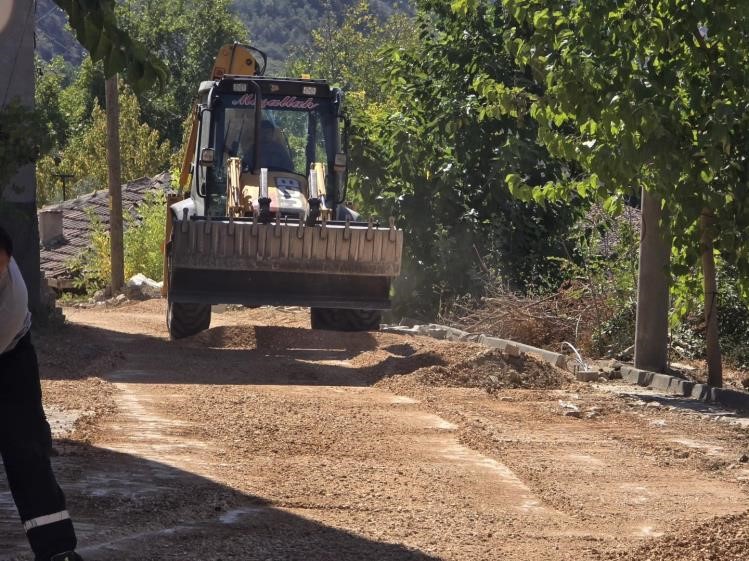 Bayırköy’de elektrik hatları yer altına alındı