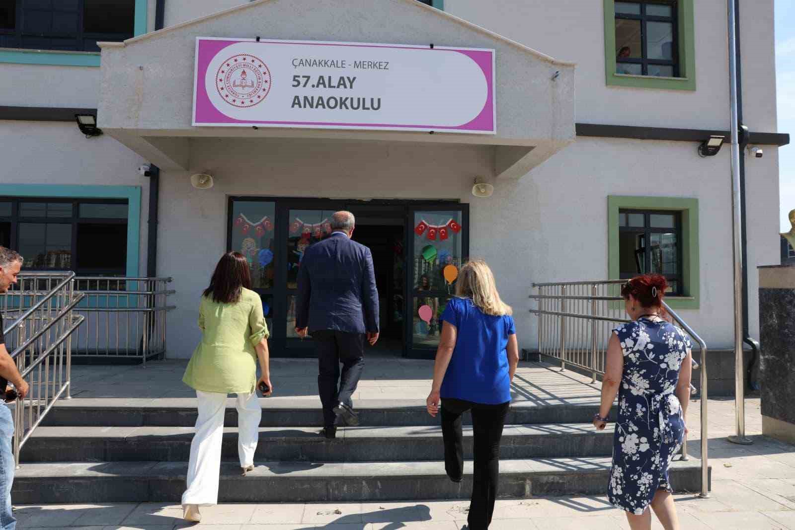 &Ccedil;anakkale&rsquo;ye yeni okul
