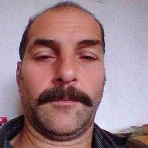 &Uuml;zerine yıldırım d&uuml;şen vatandaş hayatını kaybetti
