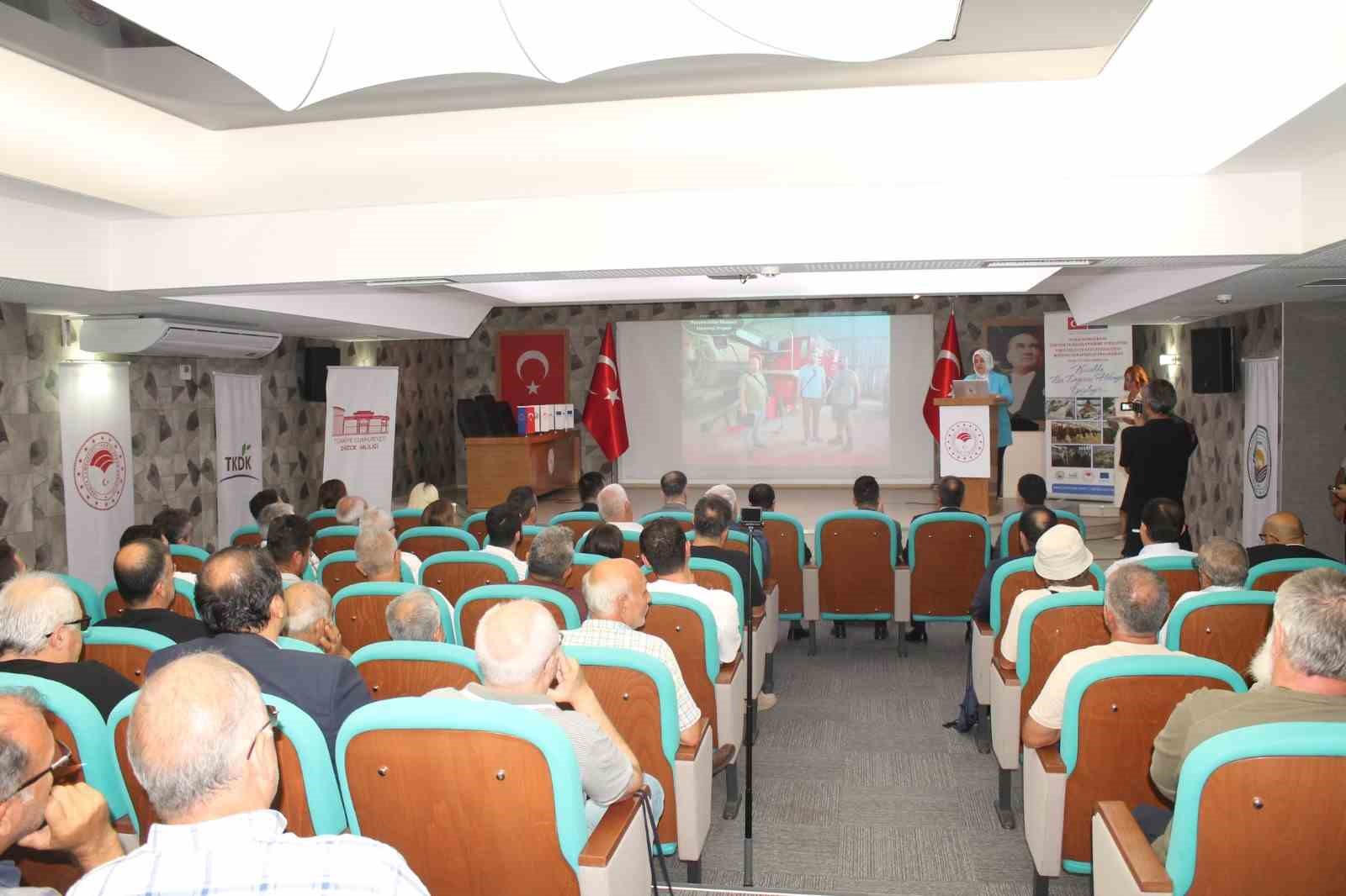 D&uuml;zce&rsquo;de 55 projeye destek verildi
