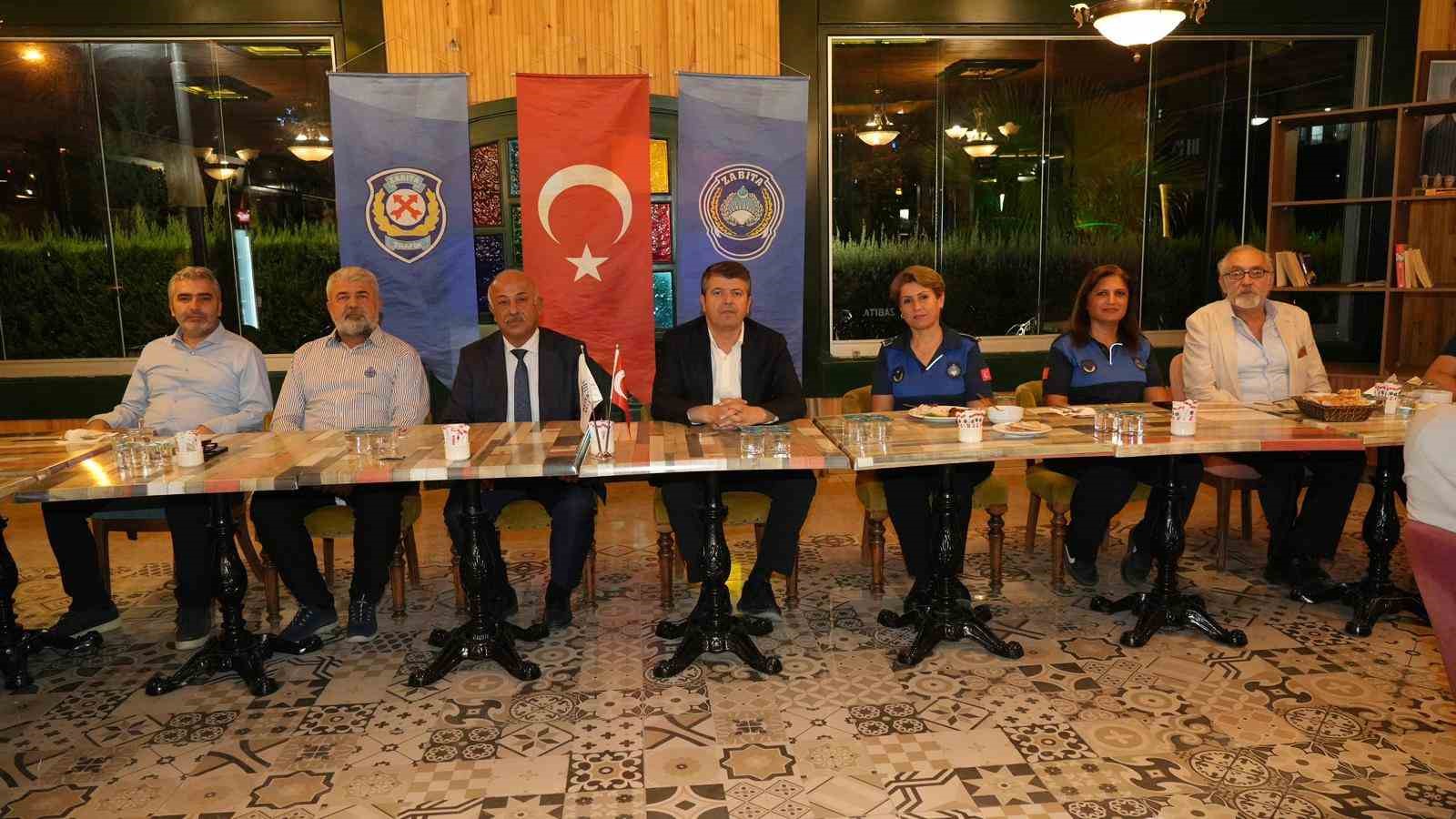 Başkan Tutdere&rsquo;den zabıta personeliyle bir araya geldi
