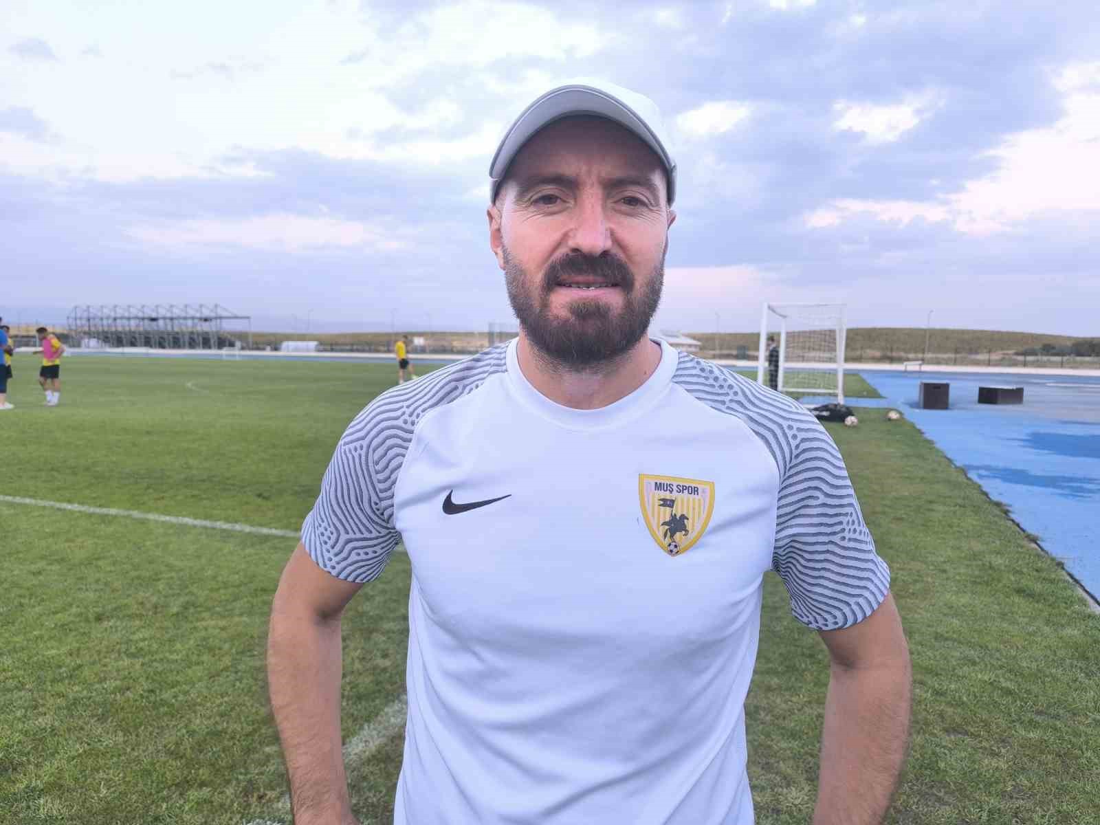 Muşspor, Ankara Demirspor ma&ccedil;ı hazırlıklarını s&uuml;rd&uuml;r&uuml;yor
