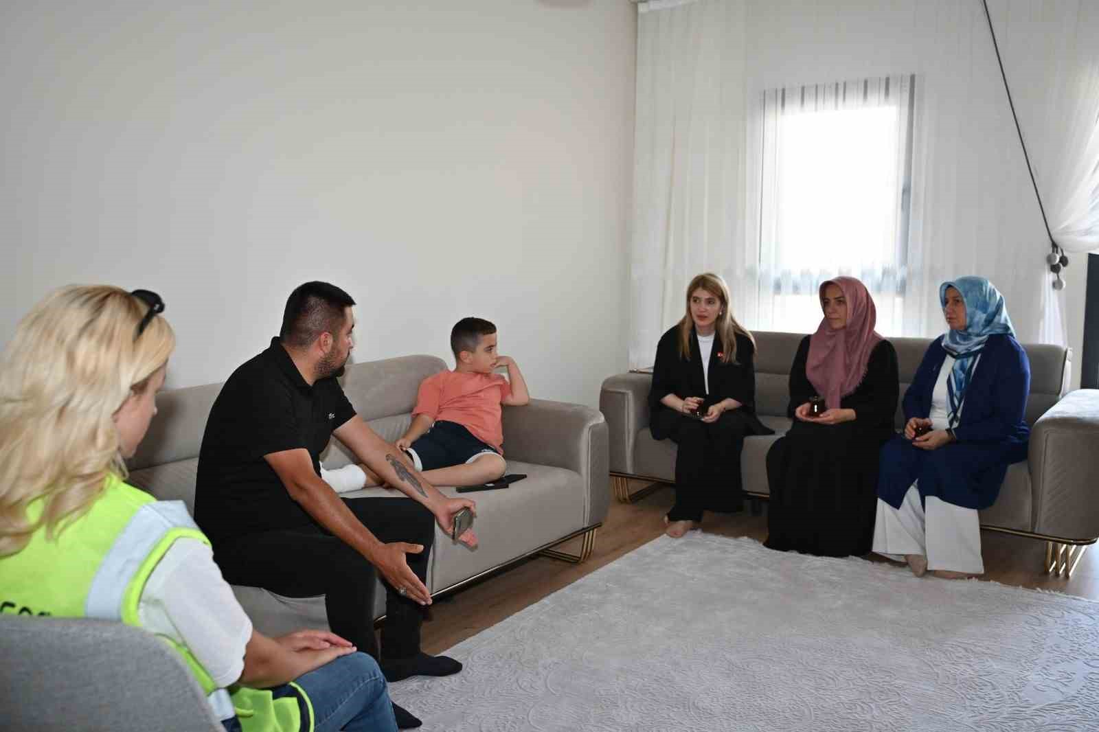 Malatya&rsquo;da depremzedelere yeni yuvaları teslim ediliyor
