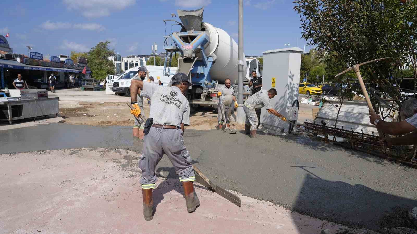 Kartal Belediyesi, Balık&ccedil;ılar &Ccedil;arşısı yangınının ardından esnafa destek vermeye devam ediyor
