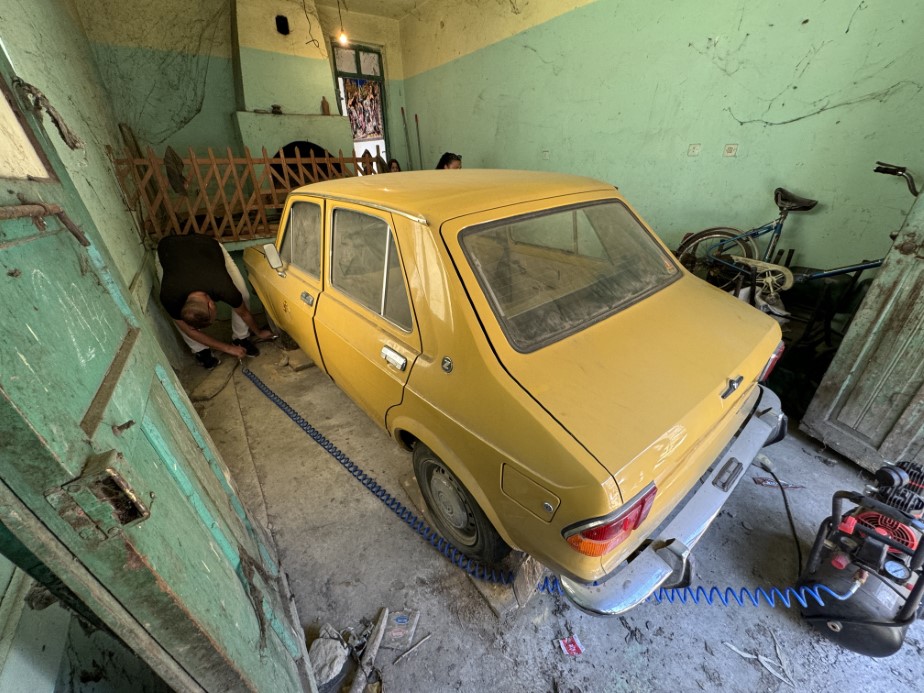 44 yıldır garajda korundu, 15 bin euroya satıldı