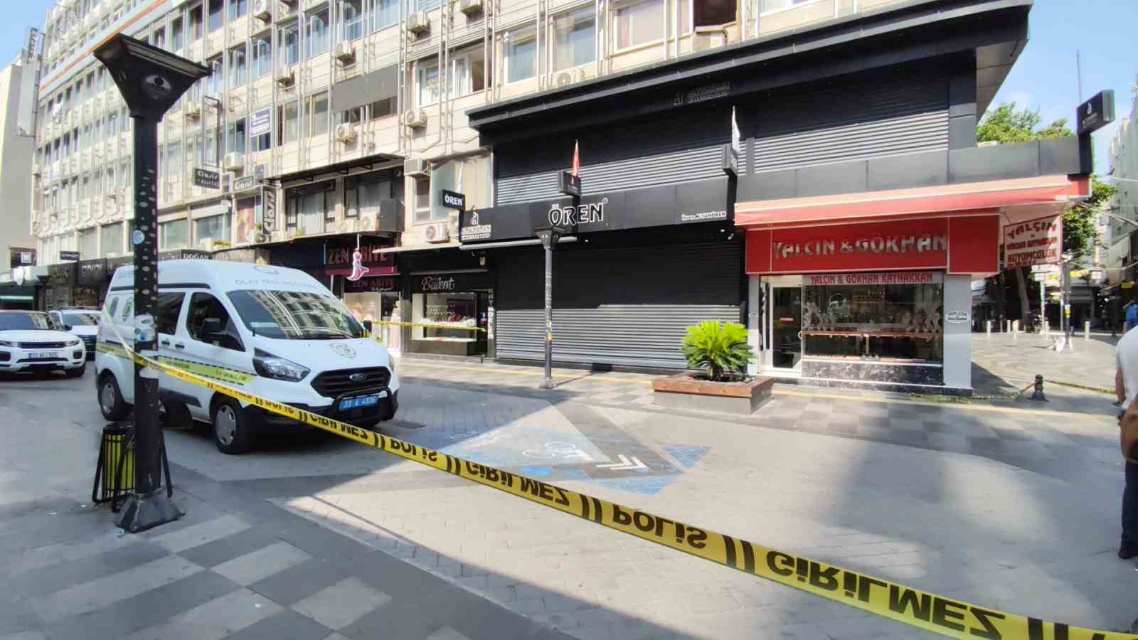 Mersin&rsquo;de kuyumcu soygunu
