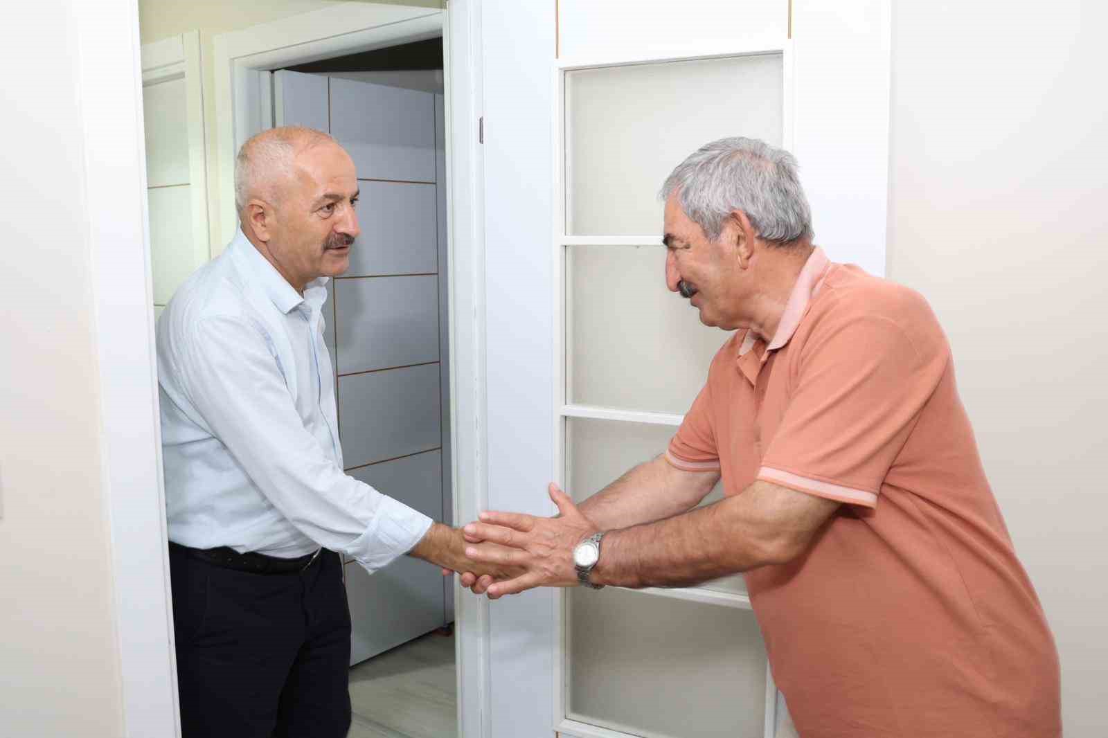 Doğalgaz patlamasının yaraları sarılıyor