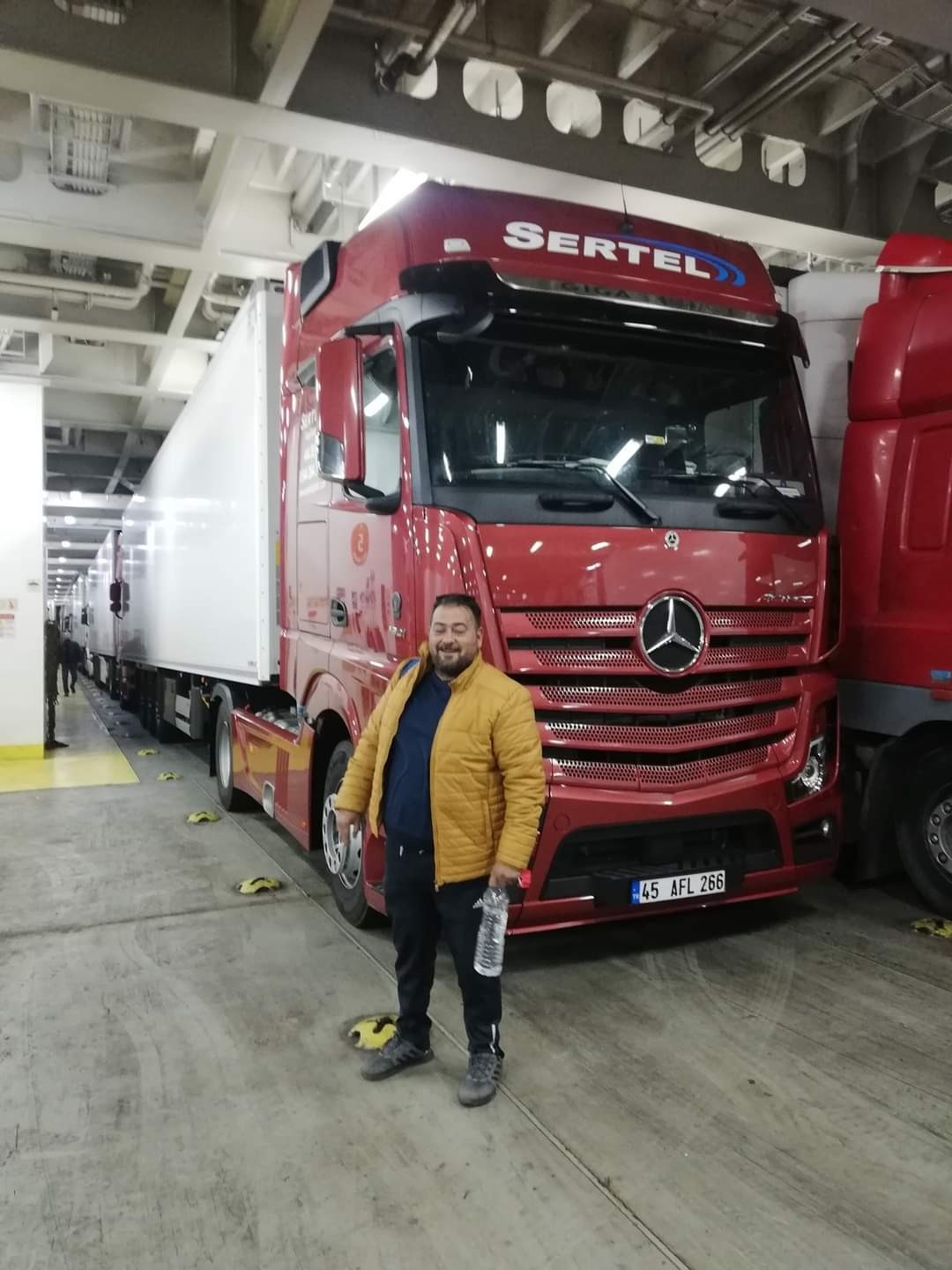 Bin 293 g&uuml;nd&uuml;r &ouml;l&uuml;s&uuml; ya da dirisi bulunamayan Aydınlı tır s&uuml;r&uuml;c&uuml;s&uuml;n&uuml;n ailesi gaiplik kararı aldı
