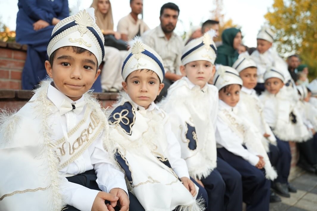 Yenişehir Belediye Başkanı Ercan Özel: "Beşikten mezara kadar yanınızdayız"