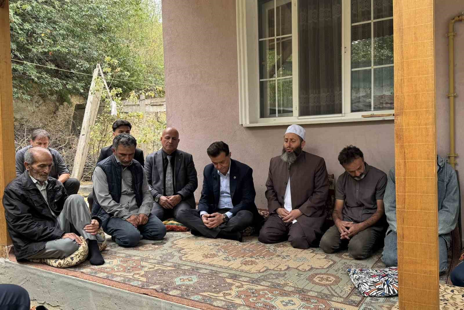 Milletvekili Hatipoğlu&rsquo;ndan şehit ailesine ziyaret
