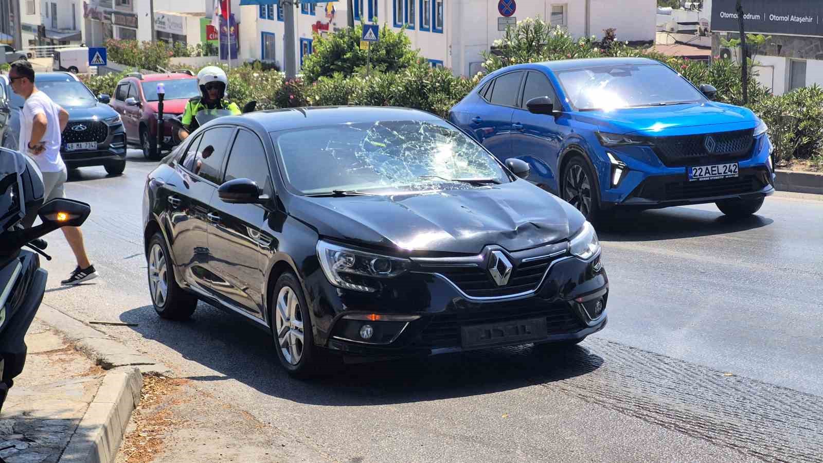 Otomobilin &ccedil;arptığı yaya kurtarılamadı
