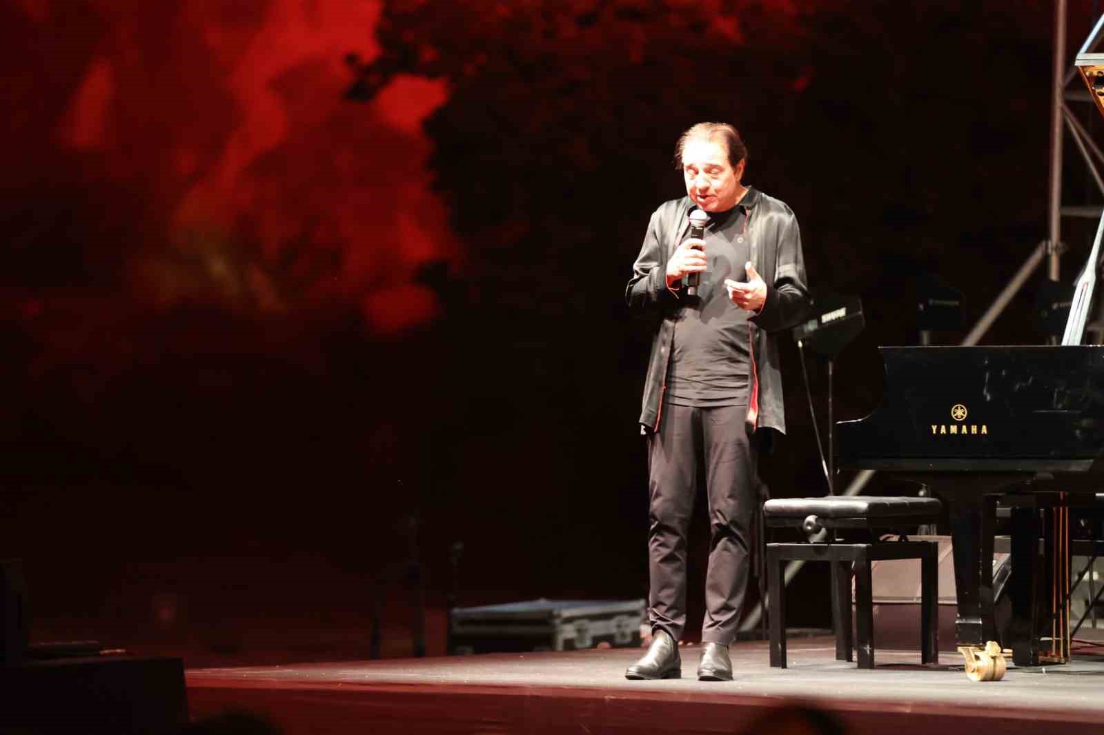 Fazıl Say ve Nakamura Hayato Kapadokya&rsquo;da aynı sahnede buluştu
