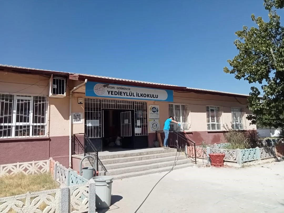 Germencik&rsquo;te okullar yeni d&ouml;neme hazırlandı
