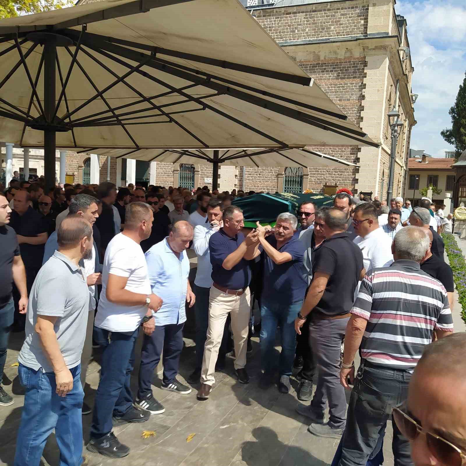 MHP eski ilçe başkanı Ceyhun Demirakın gözyaşları ile uğurlandı