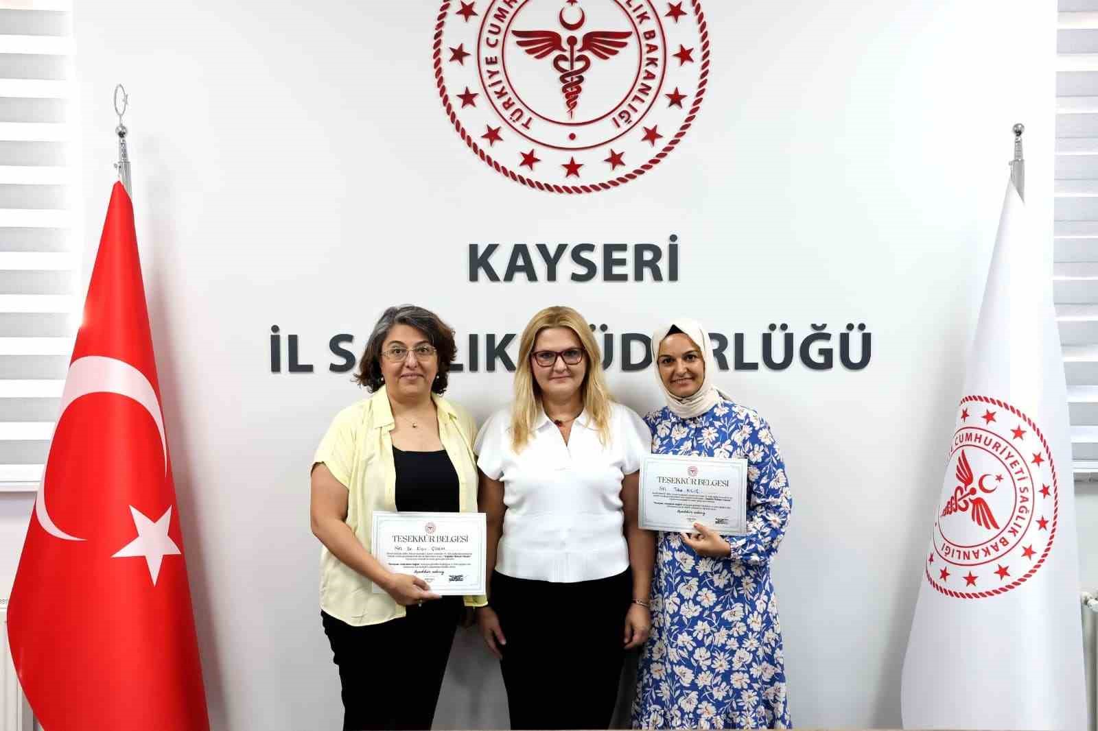 Obeziteyle mücadelede başarılı aile hekimlerine teşekkür belgesi
