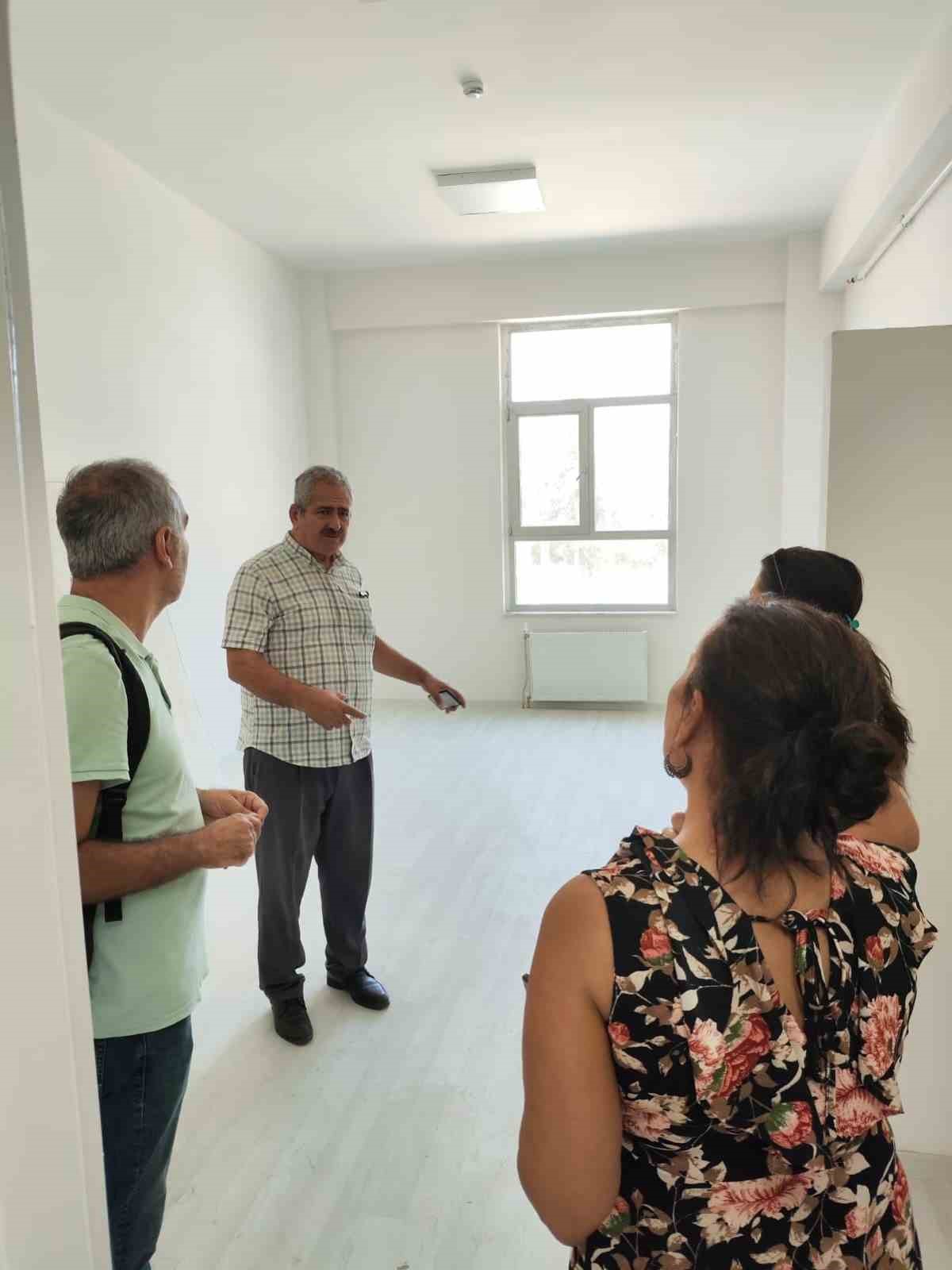 Kuşadası’nda öğrenci pansiyonları incelendi