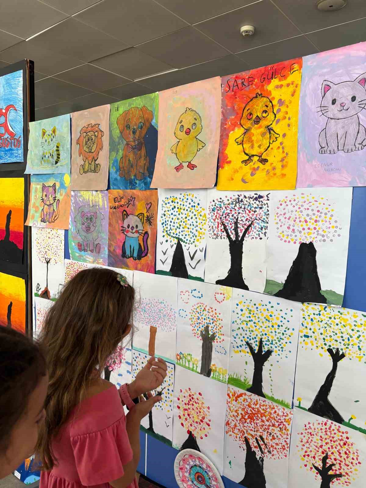 Çocukların hayal gücü sergiye taşındı