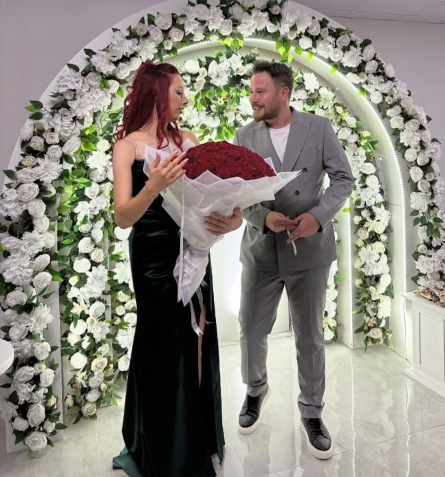 Nişanından 2 g&uuml;n sonra kalp krizi ge&ccedil;iren gen&ccedil; DJ hayatını kaybetti