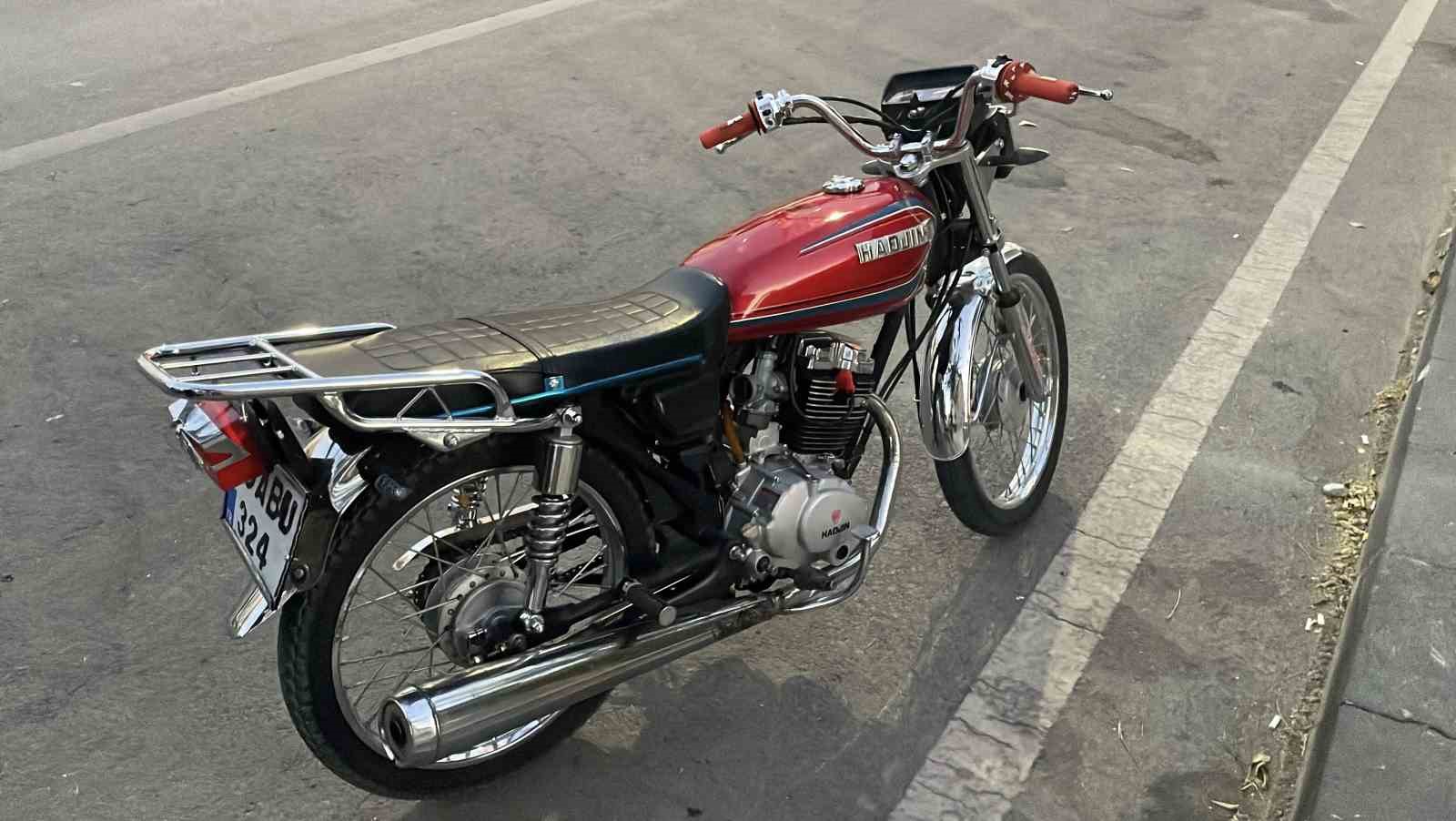 Polisin ’dur’ ihtarına uymayan motosikletli, kovalamaca sonucu yakalandı