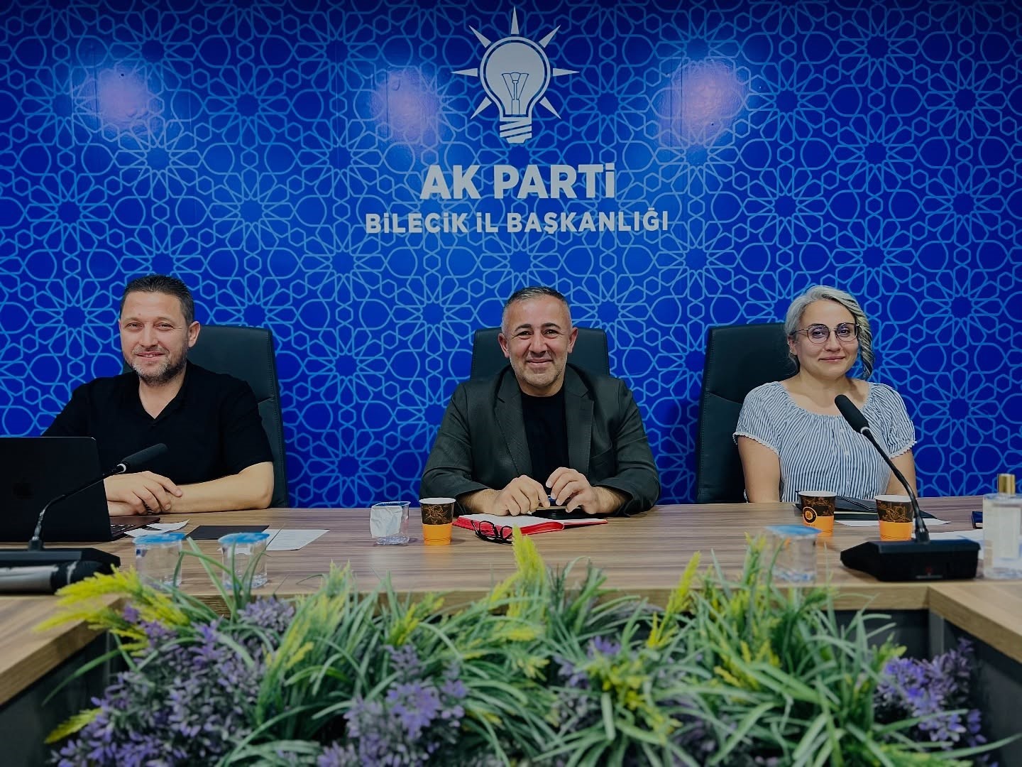 AK Parti heyetinde yol haritası belirlendi
