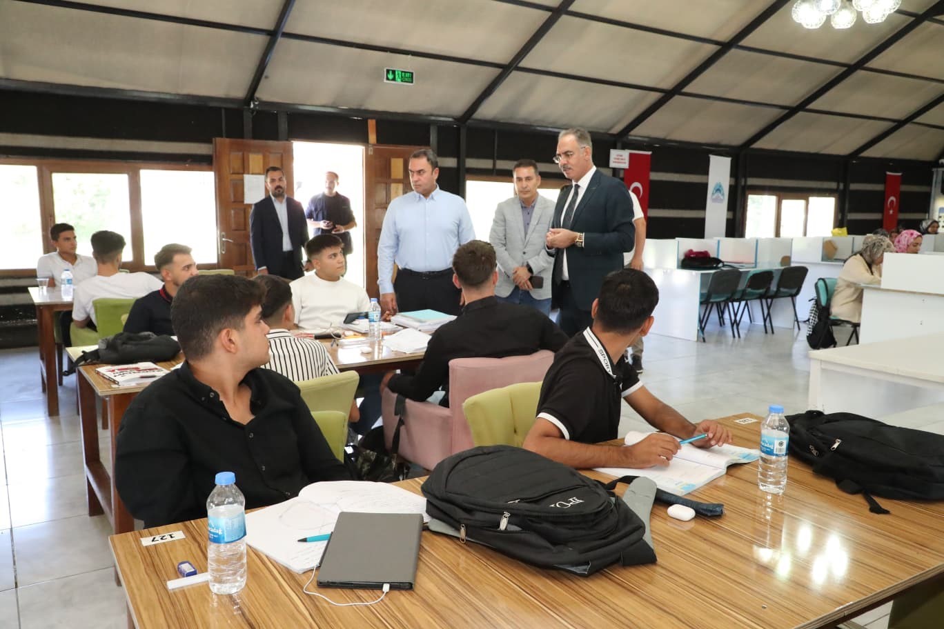 Başkan Kuş&rsquo;tan &uuml;niversite adaylarına destek ziyareti
