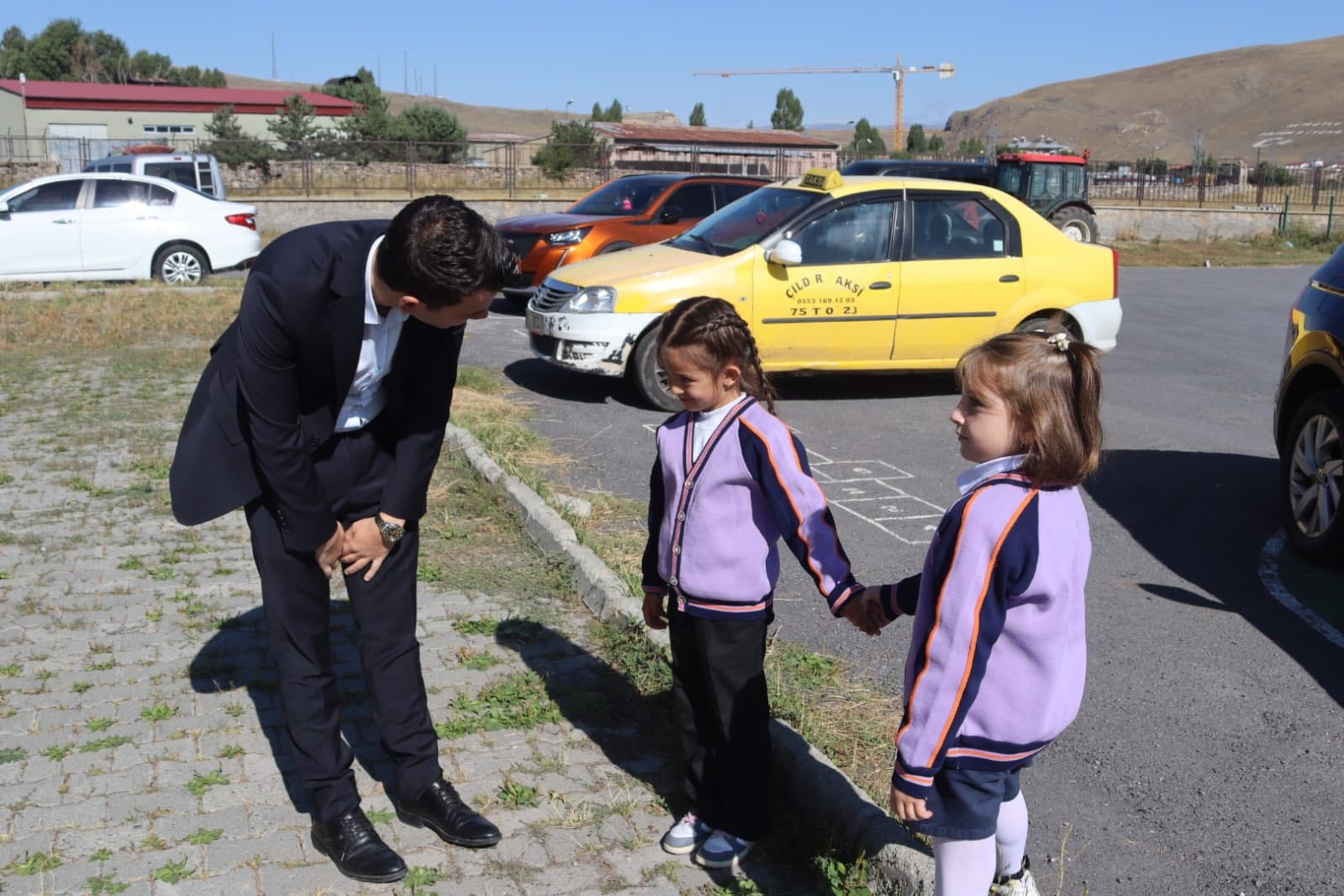 Kaymakam Aytürk, öğrencileri yalnız bırakmadı