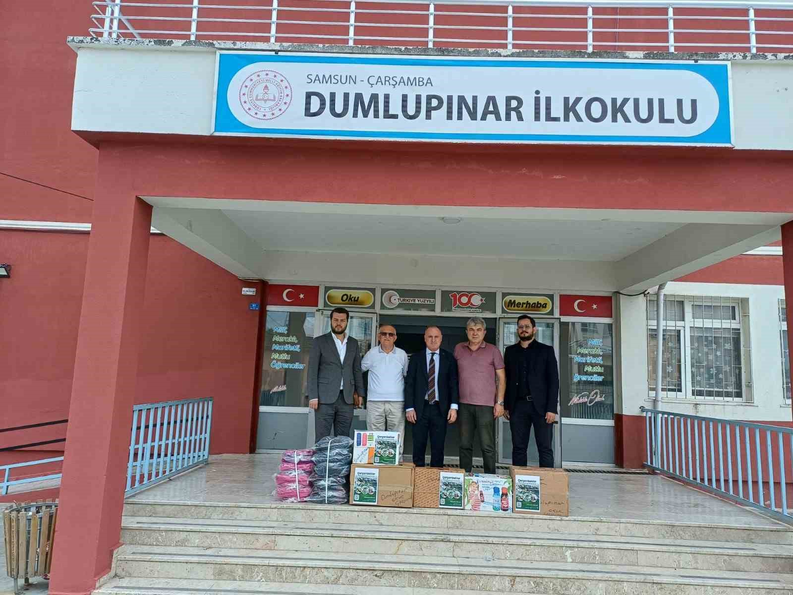 &Ccedil;arşambalılardan eğitime destek: "Okul zili t&uuml;m &ccedil;ocuklar i&ccedil;in &ccedil;alsın"
