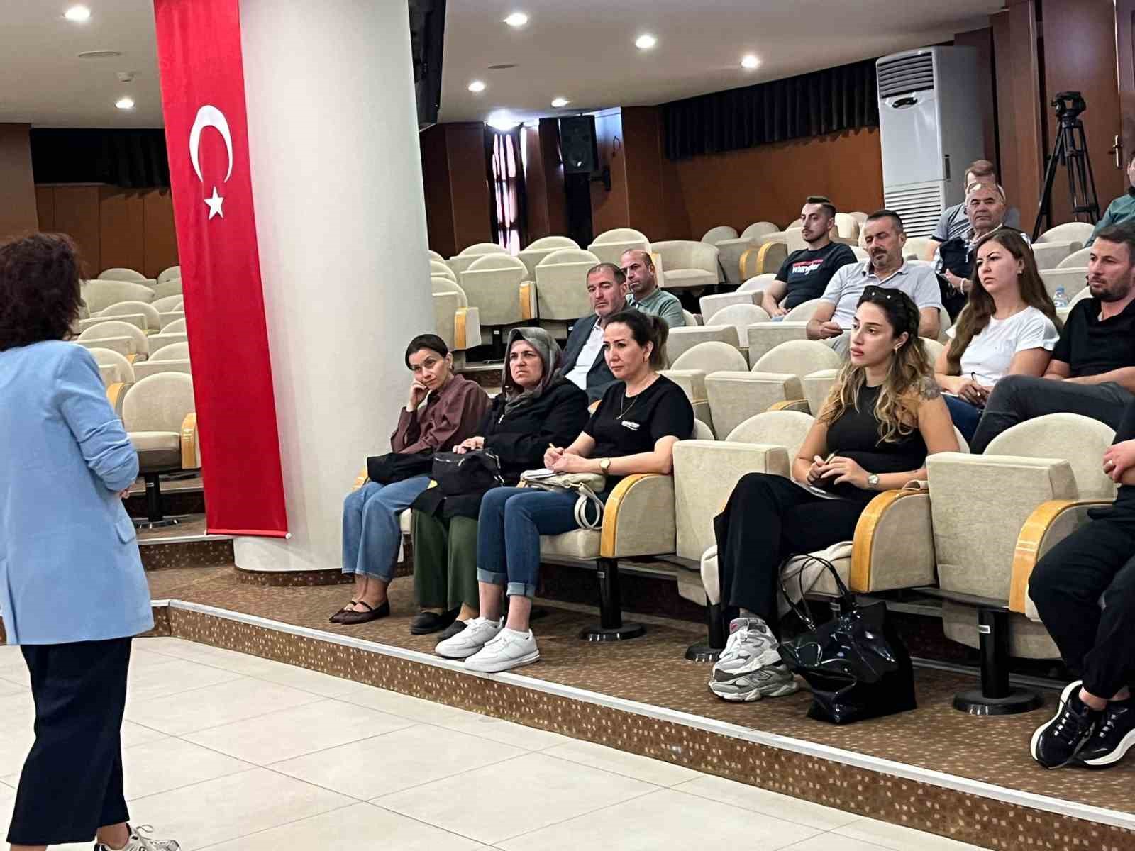 Eskişehir&rsquo;de şark&uuml;teri &ccedil;alışanlarına gıda g&uuml;venliği eğitimi
