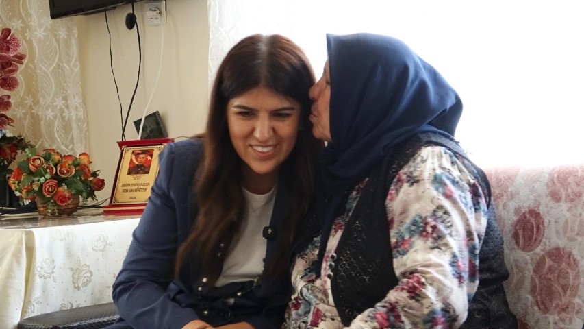 Milletvekili Derya Ayaydın&rsquo;a memleketi Mardin&rsquo;de yoğun ilgi