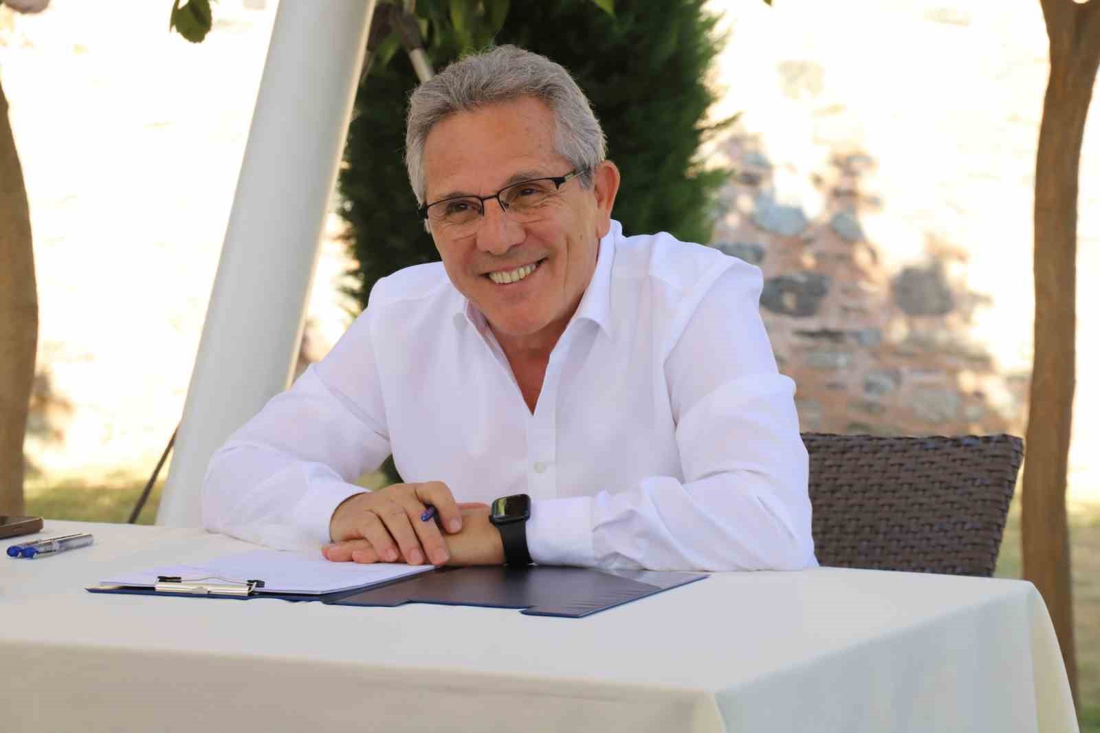 Başkan Tetik, halk gününde vatandaşları dinledi