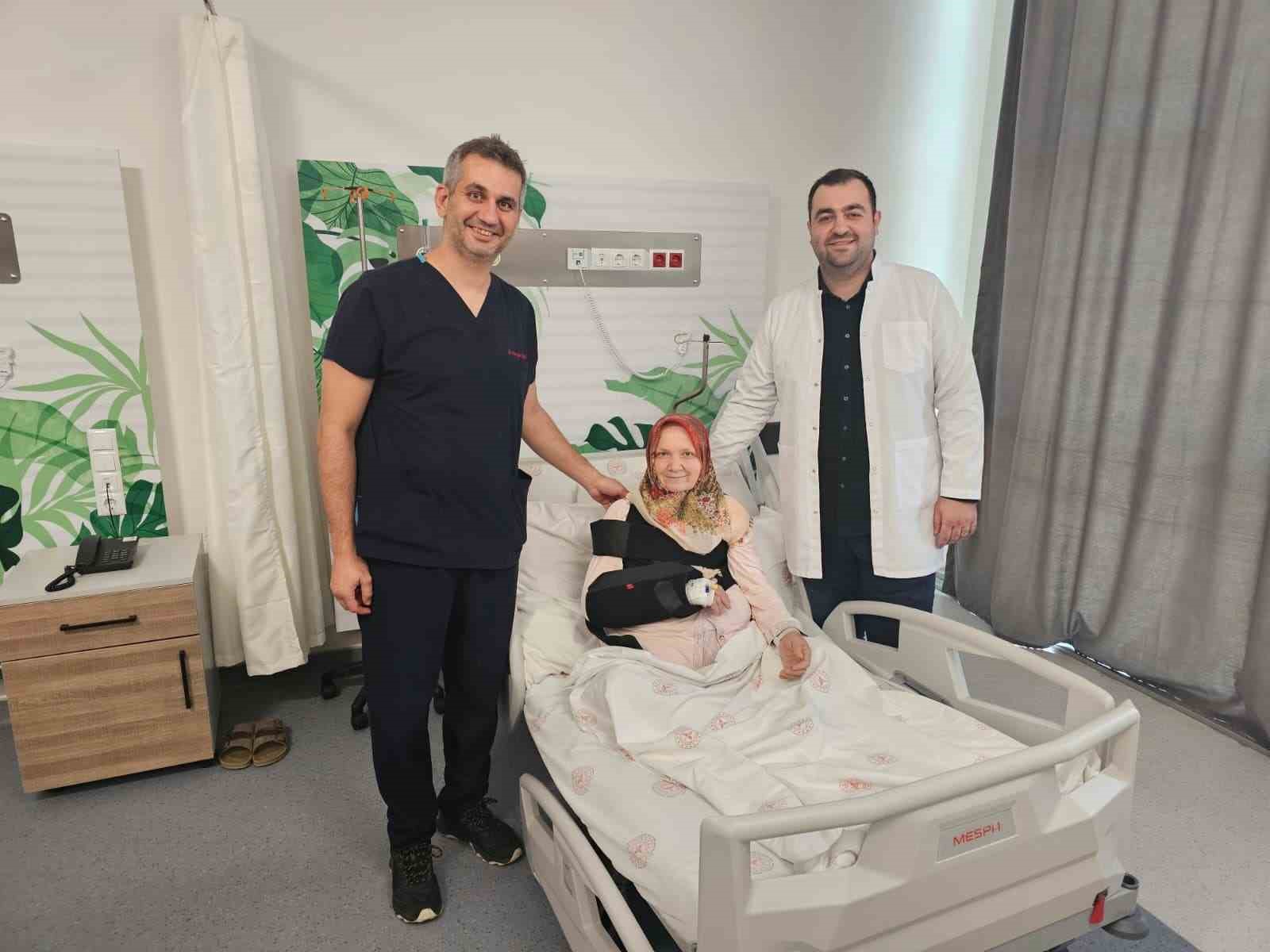 Niğde’de bir ilk: Omuz bölgesi tümör rezeksiyon protezi ameliyatı başarıyla gerçekleştirildi
